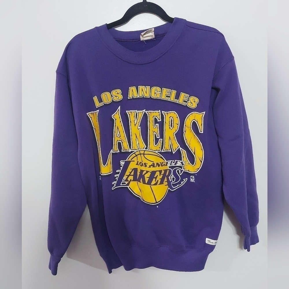 🌹Vintage LA LAKERS sweater large